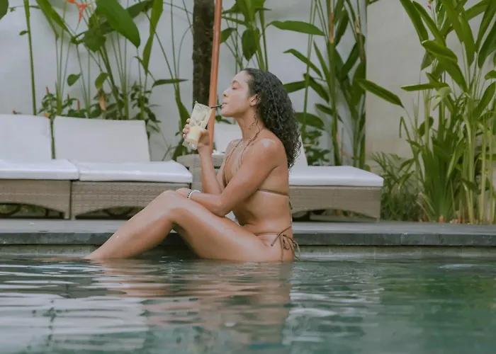 Alami Luxury فيلة سمينياك